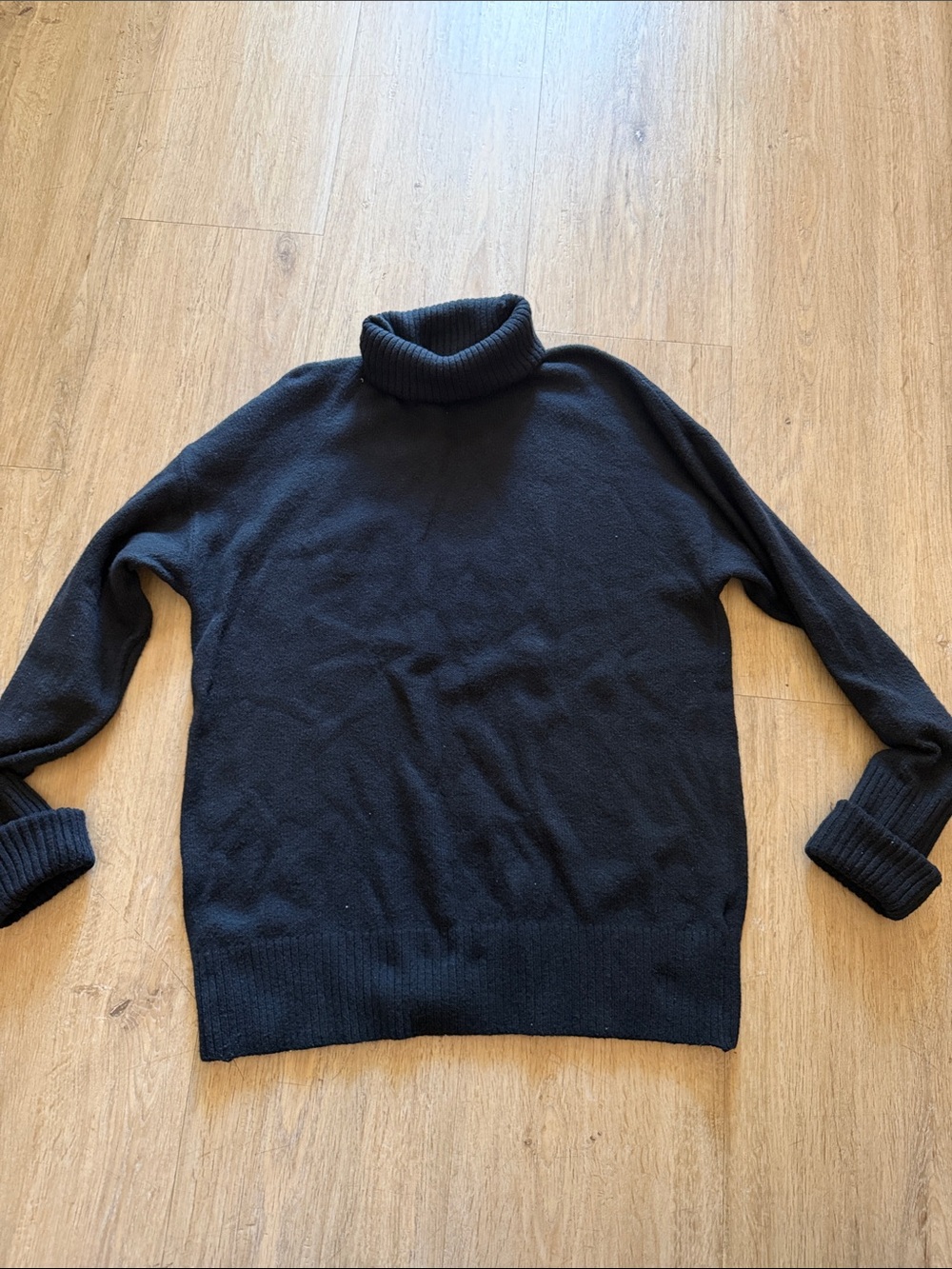 Old Navy Black Women's Turtleneck Sweater